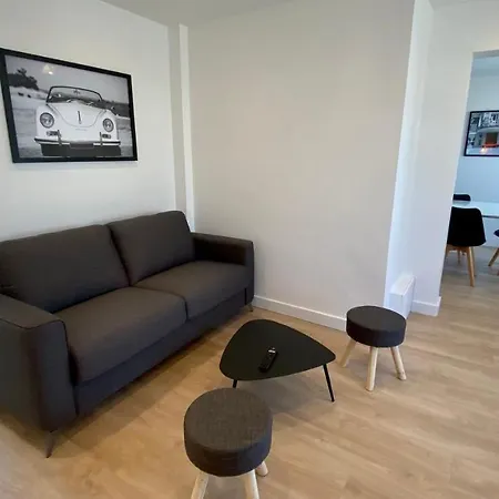 Apartmán 2-bedroom For 4 People Near The Beach *