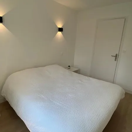 2-bedroom For 4 People Near The Beach
